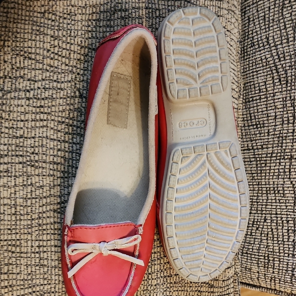 Crocs Women's Pink Loafers